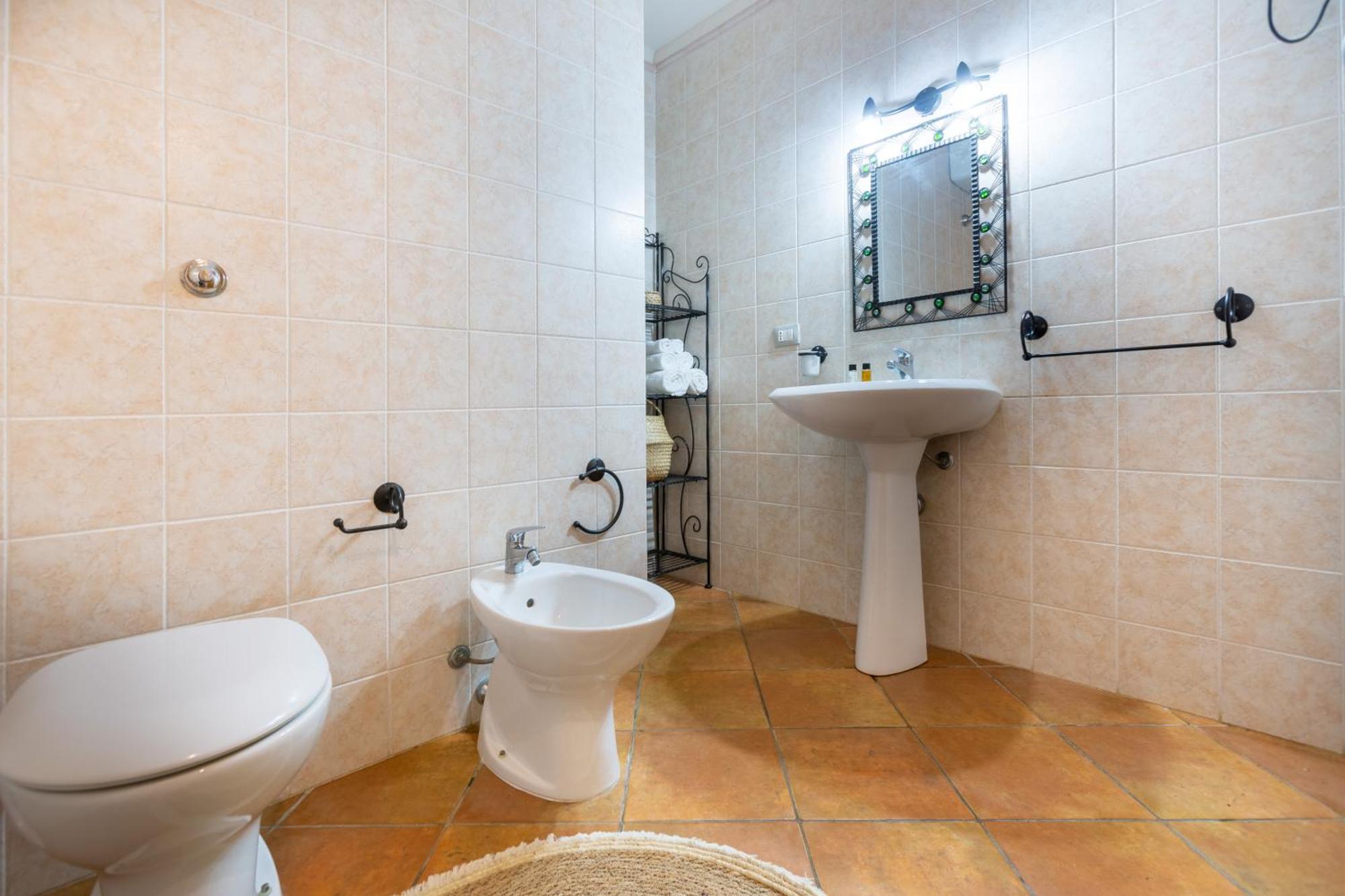 Aetos Home With Shared Swimming Pool - Porto Pino Hill Екстер'єр фото