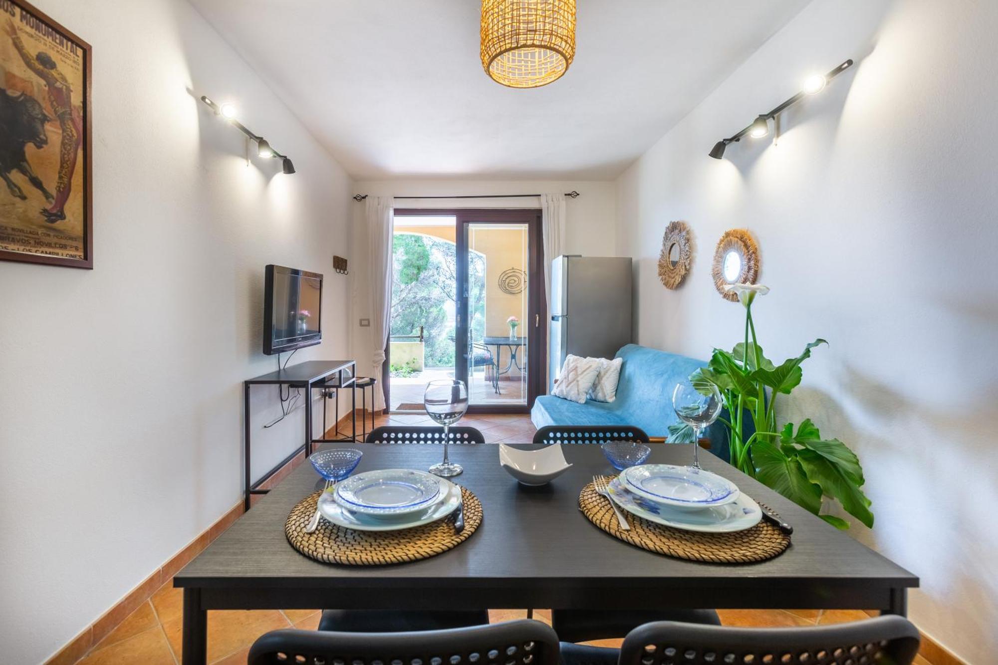 Aetos Home With Shared Swimming Pool - Porto Pino Hill Екстер'єр фото